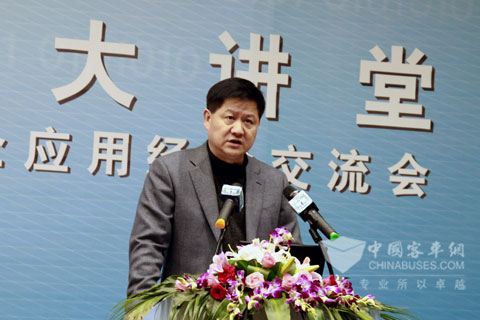 浙江外事旅游汽車有限公司董事長、總經(jīng)理王渭清介紹使用G-BOS經(jīng)驗