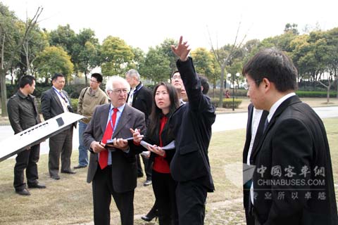 2011上?？蛙囌?-評審現(xiàn)場