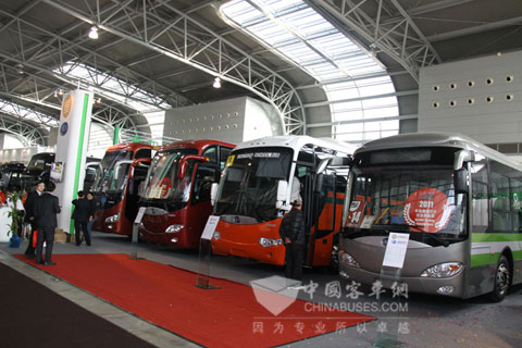 百路佳客車展臺