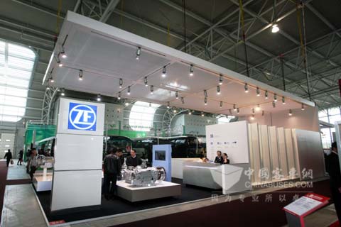 采埃孚2011上?？蛙囌拐古_(tái)