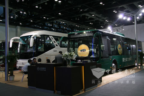 金旅客車參展車型