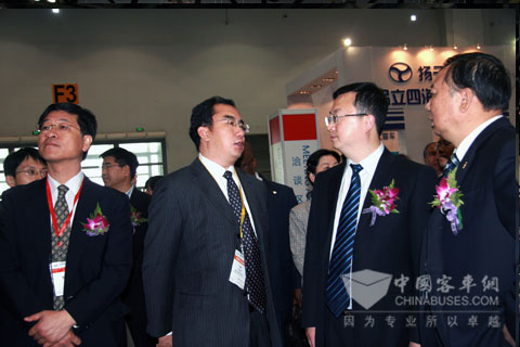 中通于春印向交通運(yùn)輸部領(lǐng)導(dǎo)匯報(bào)