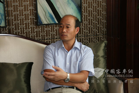 金旅客車銷售總經(jīng)理李鵬