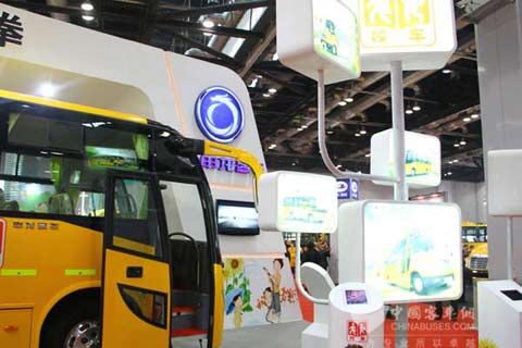 展臺設(shè)計別致大方