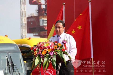 拉巴斯市長(zhǎng)顧問(wèn)Gustavo致辭