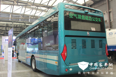 搭載交大神舟空氣動(dòng)力起步系統(tǒng)的亞星客車