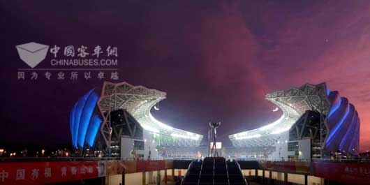 金龍新能源助力首屆青運(yùn)會(huì)開幕式盛大舉行