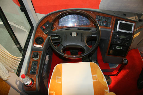 中通客車(chē)LCK6899H