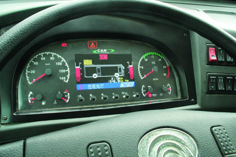 宇通校車ZK6100DA