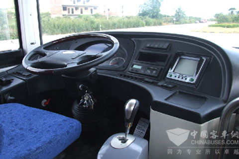 桂林大宇客車GDW6126HEVD