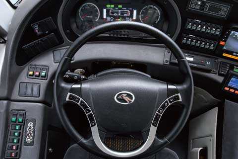 金龍客車XMQ6119 ISG