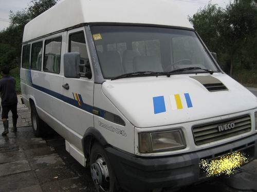 17座依維柯出售