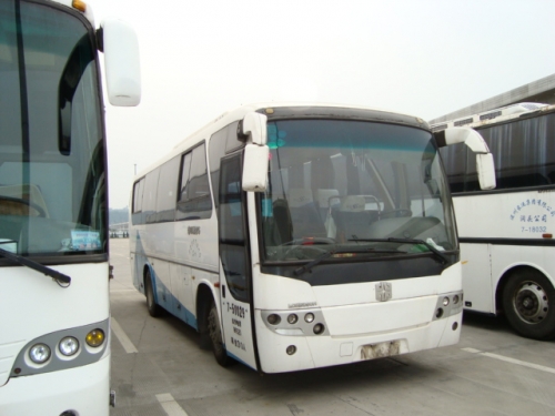 中通6850.