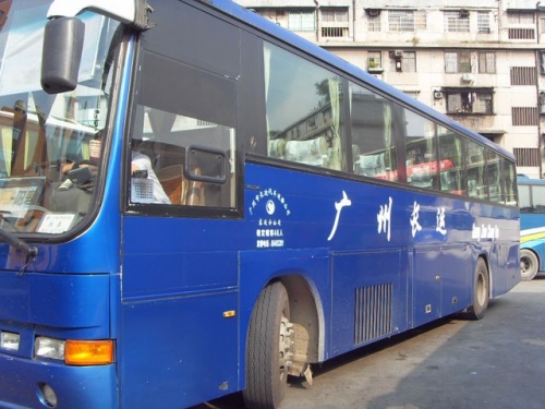 低價(jià)出售00年B10M，車況特好，座位46座，適合單位用車和旅游