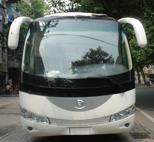 04年9月營轉(zhuǎn)非宇通ZK6831HE