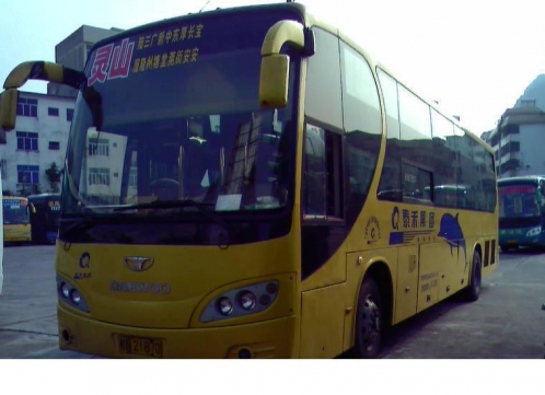 平賣05年桂林大宇（GDW6120HW3）臥輔車一輛