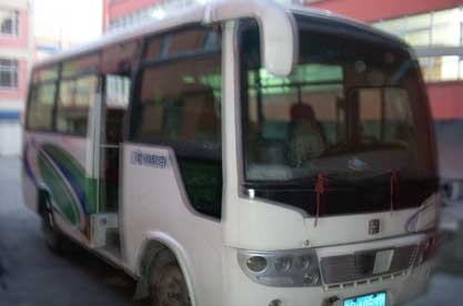 轉(zhuǎn)讓2004年1月中通19座中巴