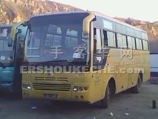 出售宇通6900D-1型前置客車，2004年落戶，35-座，