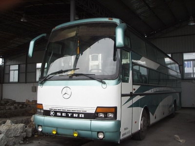 出售01年12月份上牌，34座安凱大型臥鋪客車(chē)