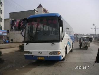 出售03年入戶中通6110型客車47座