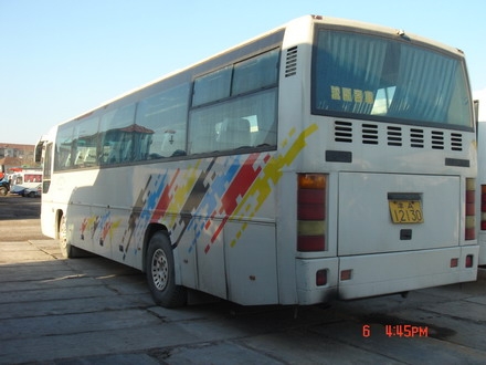 2001年非營運豪華沈飛大客車