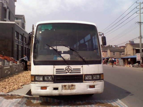 3.2萬賣大客車