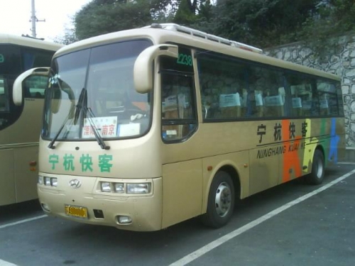 出售2004年現代6900