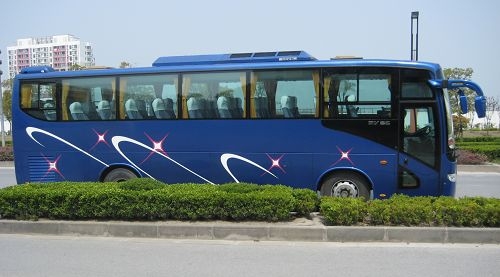 現(xiàn)出售2006年12月份49座+1+1北汽福田歐V客車