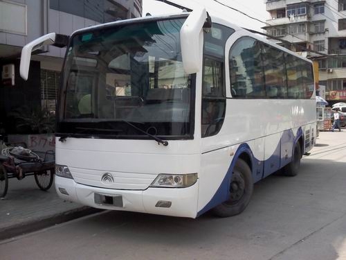 售02年宇通6790客車 30座
