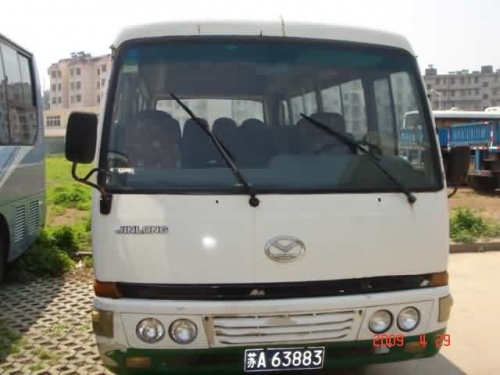 金龍中巴車
