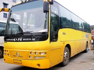 低價出售03年1月49座XML6118，車況一流
