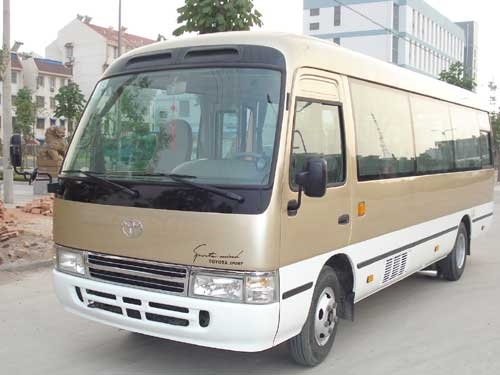 豪華型 金旅考斯特 6700 轉(zhuǎn)讓
