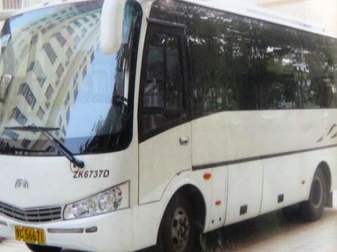 轉(zhuǎn)讓05年6月宇通牌大型普通客車