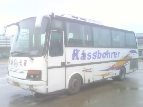 售2003年安凱31座,另出售一批二手客車輪胎