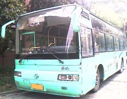 出售2002年7月69座丹東黃海6100