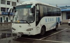 轉(zhuǎn)讓2004年4月份金龍6793.20座.玉柴4112發(fā)動機?，F(xiàn)更新下線，轉(zhuǎn)讓價6.5萬元