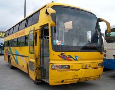 出售兩臺2003年1月38座桂林臥鋪車