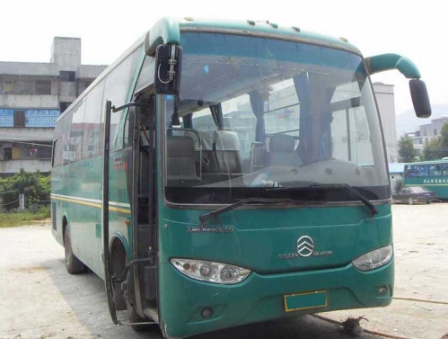 低價(jià)轉(zhuǎn)讓08年2月29座金旅6896E5G，適合做客運(yùn)或旅游 