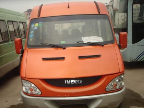 06年4月，11座都靈V，機(jī)關(guān)用車