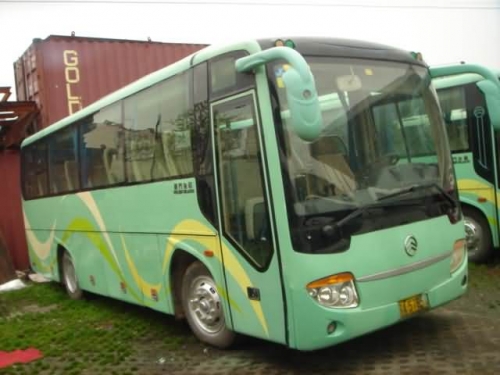 非營運32座金龍大客車2007年1月3.8萬元