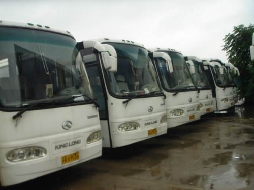 公司轉(zhuǎn)讓一批46座金旅大客車，08年7月上牌