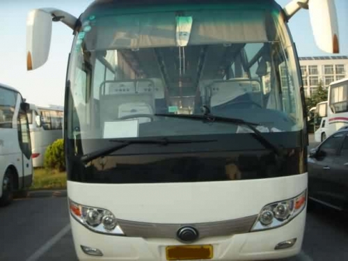 單位轉讓非營運宇通大客車2010年47座國三