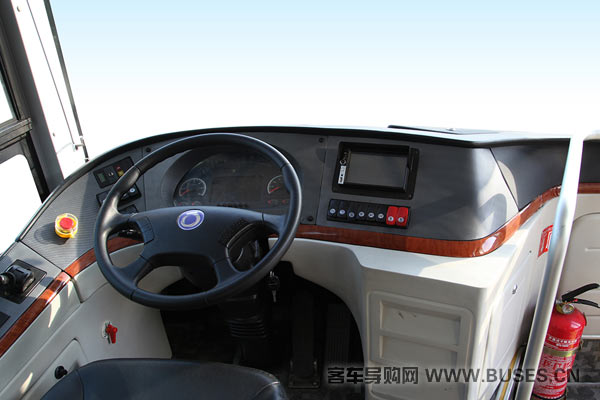申龍SLK6109ULE0BEVX客車（純電動(dòng)10-40座）