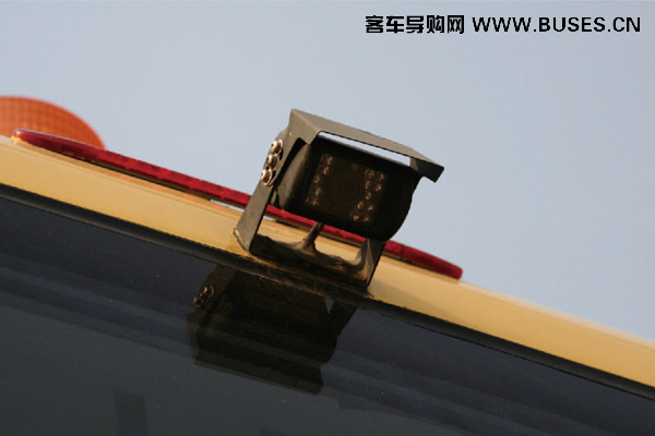 宇通ZK6140BD機(jī)場(chǎng)擺渡車(chē)（柴油10-118座）