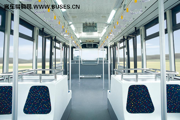 宇通ZK6140BD機(jī)場(chǎng)擺渡車(chē)（柴油10-118座）