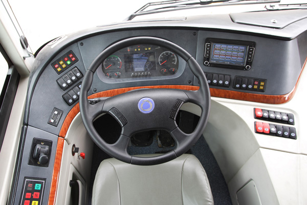 申龍SLK6129USNHEV01公交車（天然氣/電混動國五10-38座）