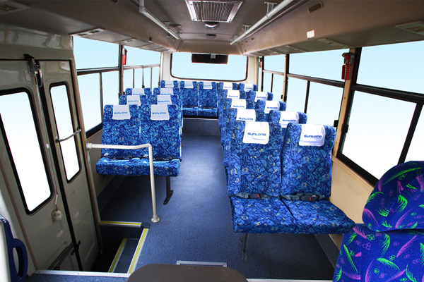 申龍SLK6660C3GN5客車（天然氣國(guó)五24-26座）