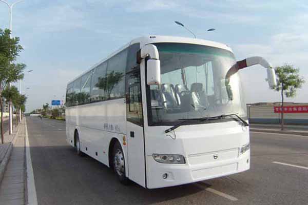 西沃XW6900A2客車（柴油國(guó)四24-41座）