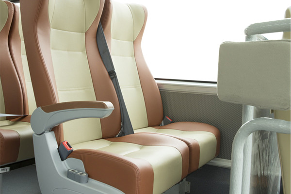 宇通ZK6107HNQ5Y客車（天然氣國五24-49座）