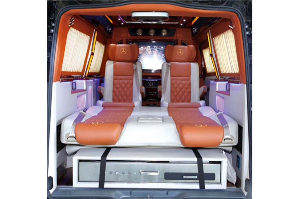 宇通ZK5031XDW2流動(dòng)服務(wù)車（汽油國(guó)五4-9座）